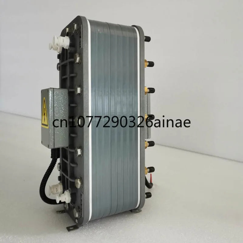 250 L Membrane Block Electrolytic Ultrapure Water Production Equipment Dialysis Room Vehicle Urea Water Treatment Equipment