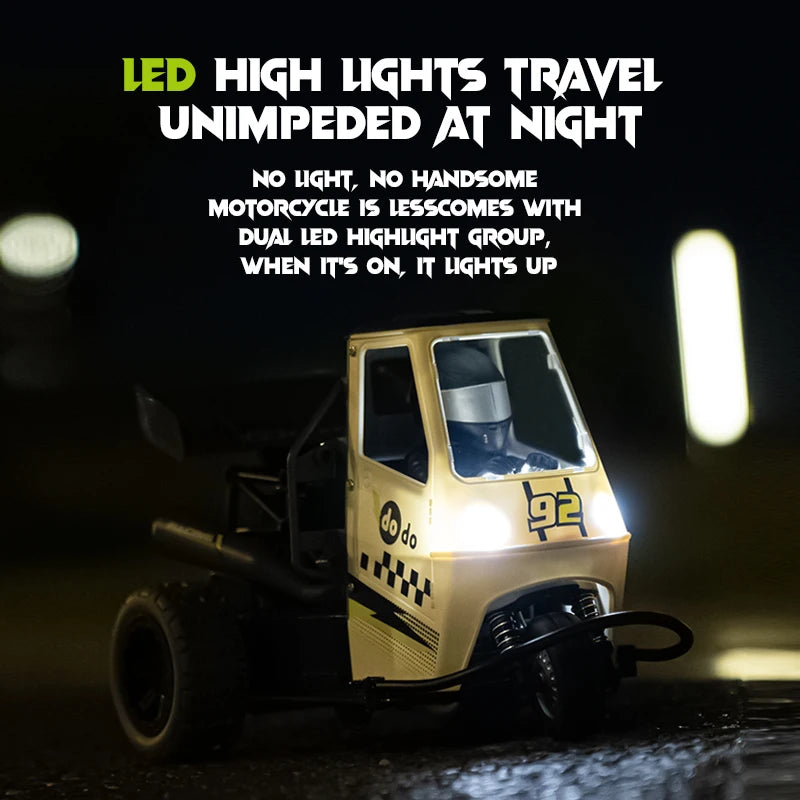 S810 1/16 2.4GHz RC Car High Speed RC Drift Motorcycle Three Wheel LED Light Tail Spray 80m Remote Control Racing Car Kid Gift